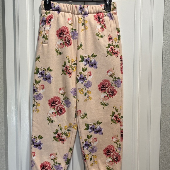 Other - NWT fb girls Floral Print Joggers.